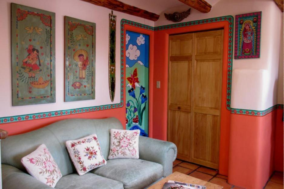 La Dona Luz An Historic Taos